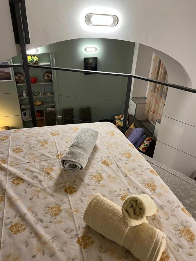 Appartamento La Rosa Di Roma Colosseo Esterno foto